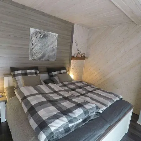 Bluetentraum Apartment Kirchenlamitz